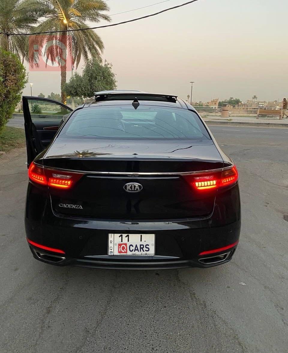 كيا كادينزا